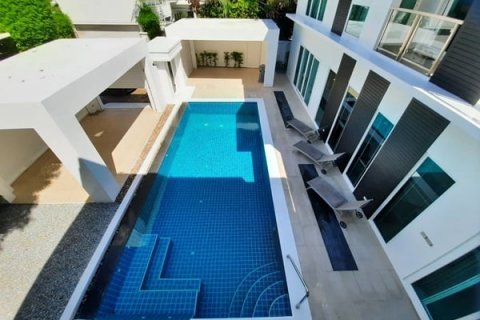 Casa de 5 dormitorios en Pattaya, Tailandia № 9121 - foto 2