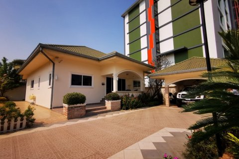 Casa de 2 dormitorios en Pattaya, Tailandia № 9217