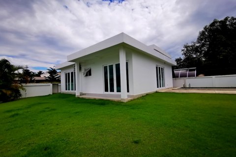 Casa de 3 dormitorios en Pattaya, Tailandia № 8227 - foto 4