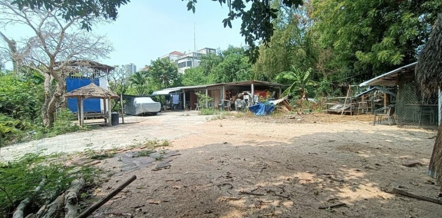 Terreno en Pattaya, Tailandia № 9839