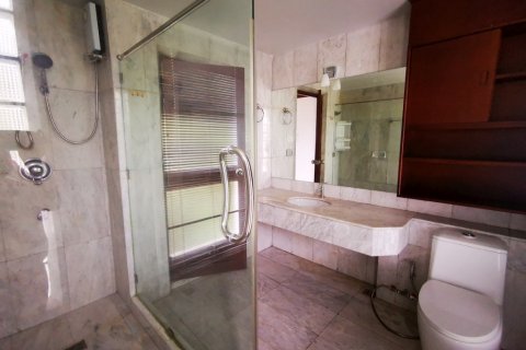 Casa de 3 dormitorios en Pattaya, Tailandia № 8590 - foto 21