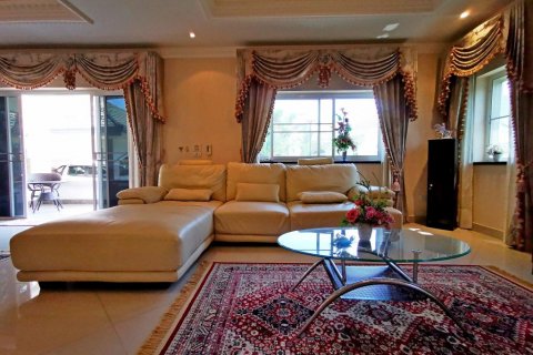 Casa de 2 dormitorios en Pattaya, Tailandia № 9217 - foto 9