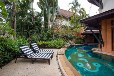 Casa de 4 dormitorios en Pattaya, Tailandia № 8574 - foto 3
