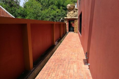 Local comercial en Pattaya, Tailandia № 8760 - foto 6