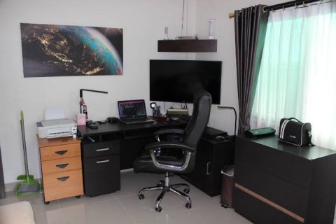 Casa de 3 dormitorios en Pattaya, Tailandia № 8941 - foto 10