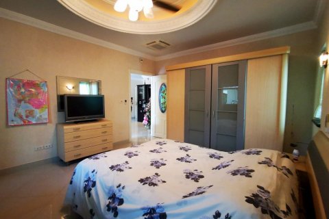 Casa de 2 dormitorios en Pattaya, Tailandia № 9217 - foto 27