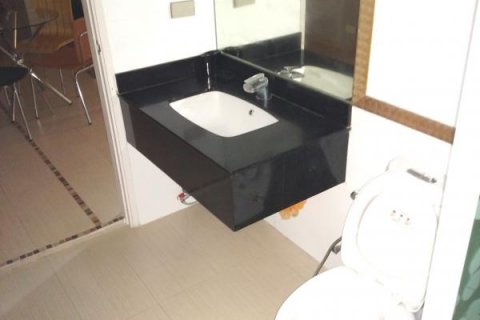 Condominio de 1 dormitorio en Pattaya, Tailandia № 8266 - foto 12