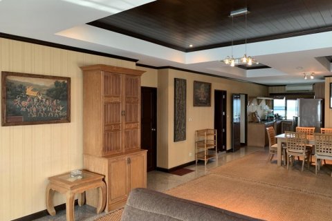 Condominio de 3 dormitorios en Pattaya, Tailandia № 8217 - foto 4