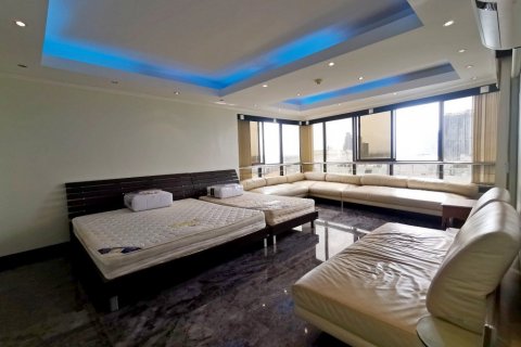 Condominio de 2 dormitorios en Pattaya, Tailandia № 9969 - foto 12