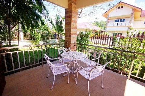 Casa de 5 dormitorios en Bang Lamung, Tailandia № 8976 - foto 5