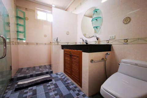 Casa de 2 dormitorios en Pattaya, Tailandia № 9217 - foto 28