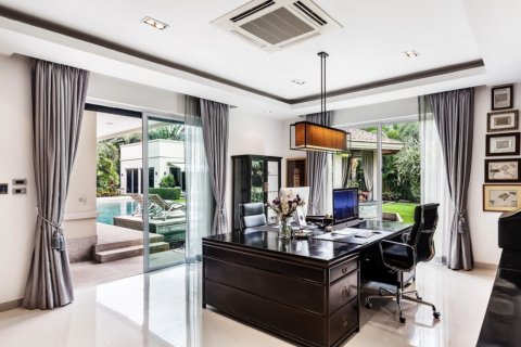 Casa de 8 dormitorios en Pattaya, Tailandia № 8901 - foto 19