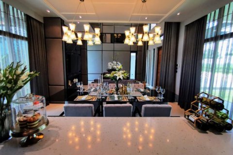 Casa de 4 dormitorios en Pattaya, Tailandia № 8346 - foto 11