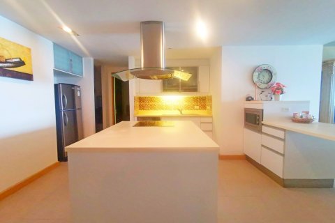 Condominio de 3 dormitorios en Pattaya, Tailandia № 9008 - foto 14
