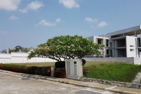 Terreno en Pattaya, Tailandia № 8597 - foto 6