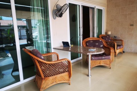 Casa de 3 dormitorios en Pattaya, Tailandia № 9836 - foto 8