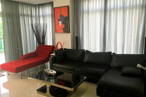 Condominio de 1 dormitorio en Pattaya, Tailandia № 9026 - foto 2
