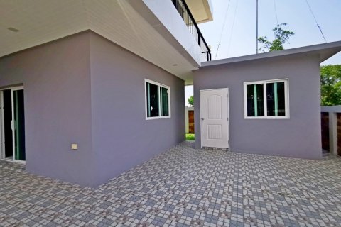 Casa de 5 dormitorios en Pattaya, Tailandia № 9837 - foto 8