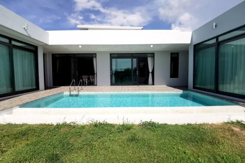 Casa de 3 dormitorios en Pattaya, Tailandia № 9153