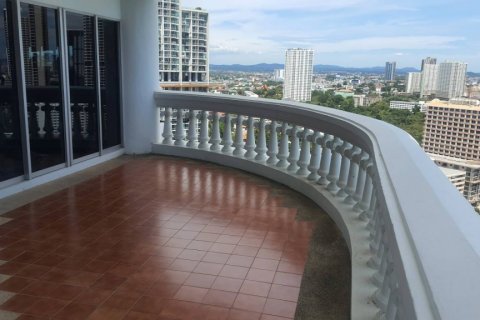 Condominio de 3 dormitorios en Pattaya, Tailandia № 8642 - foto 3