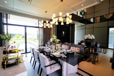 Casa de 4 dormitorios en Pattaya, Tailandia № 8346 - foto 8