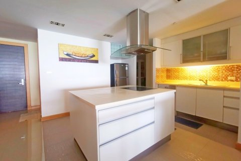 Condominio de 3 dormitorios en Pattaya, Tailandia № 9008 - foto 13