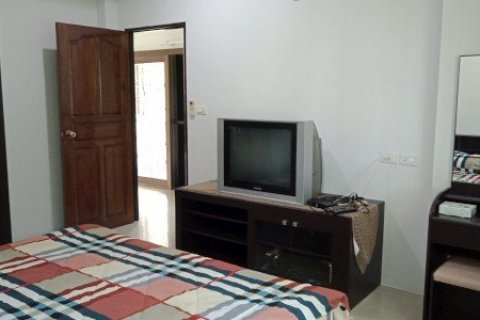 Casa de 4 dormitorios en Bang Lamung, Tailandia № 8357 - foto 21