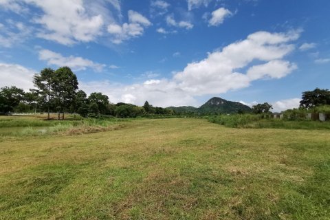 Terreno en Pattaya, Tailandia № 9085
