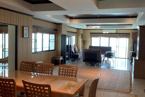 Condominio de 3 dormitorios en Pattaya, Tailandia № 8217 - foto 5