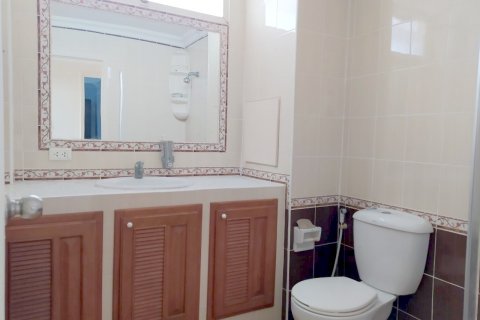 Condominio de 2 dormitorios en Pattaya, Tailandia № 9200 - foto 17