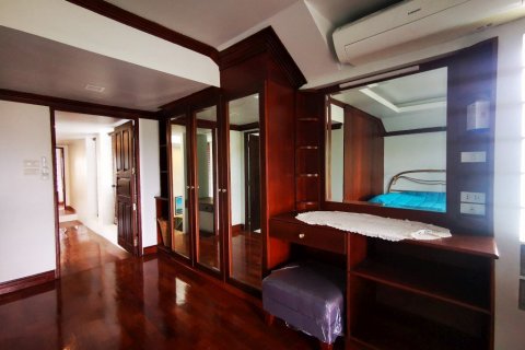 Casa de 3 dormitorios en Pattaya, Tailandia № 8590 - foto 16