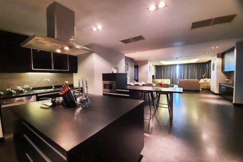 Condominio de 3 dormitorios en Pattaya, Tailandia № 8383 - foto 9