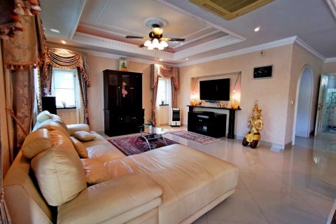 Casa de 2 dormitorios en Pattaya, Tailandia № 9217 - foto 7