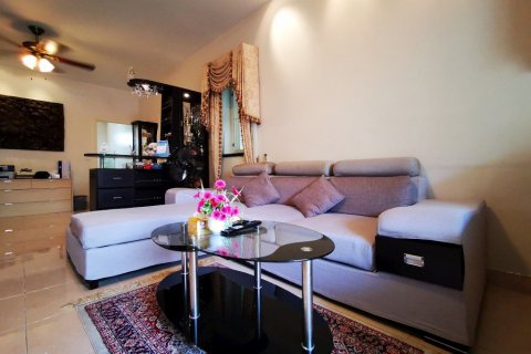 Casa de 2 dormitorios en Pattaya, Tailandia № 9218 - foto 10