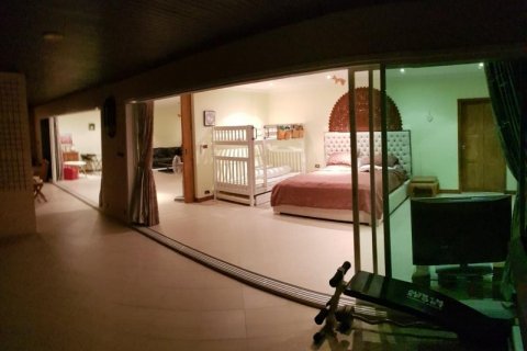 Condominio de 3 dormitorios en Pattaya, Tailandia № 8824 - foto 5