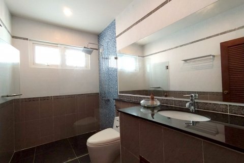 Casa de 3 dormitorios en Pattaya, Tailandia № 8891 - foto 18