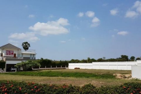 Terreno en Pattaya, Tailandia № 8597 - foto 3