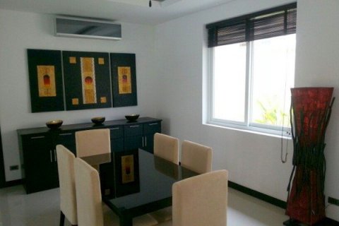 Casa de 4 dormitorios en Pattaya, Tailandia № 8608 - foto 7