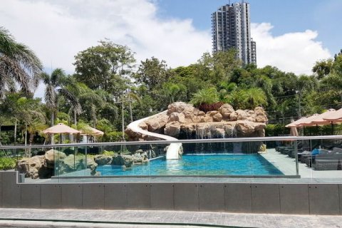 Local comercial 7338 m2 en Pattaya, Tailandia № 8763 - foto 6