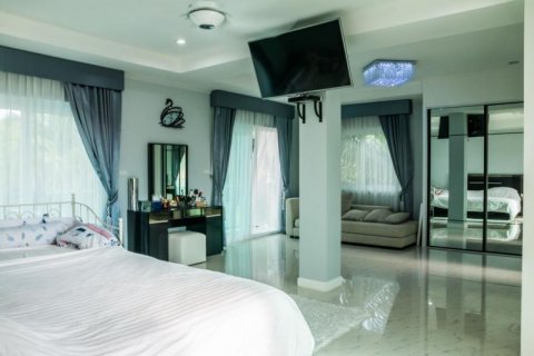 Casa de 6 dormitorios en Pattaya, Tailandia № 8850 - foto 8
