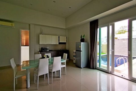 Casa de 3 dormitorios en Pattaya, Tailandia № 8227 - foto 10