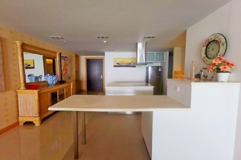 Condominio de 3 dormitorios en Pattaya, Tailandia № 9008 - foto 12