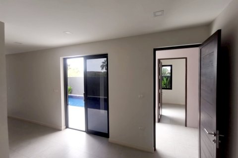 Casa de 4 dormitorios en Pattaya, Tailandia № 9019 - foto 8