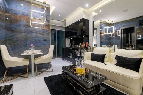 Condominio de 3 dormitorios en Pattaya, Tailandia en Grand Solaire Pattaya № 9990