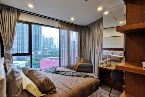 Sobre plano IDEO MOBI ASOKE en Bangkok, Tailandia № 9966 - foto 4