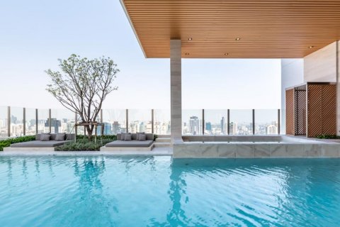 Sobre plano MARU EKKAMAI 2 en Bangkok, Tailandia № 9987 - foto 4