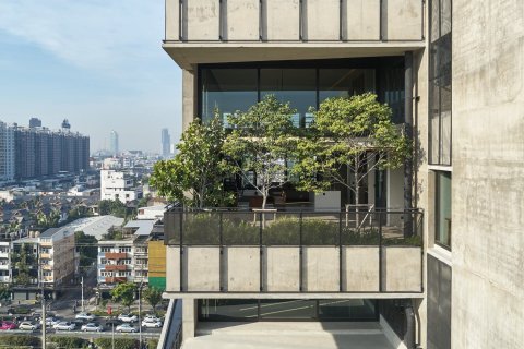 Sobre plano WINDSHELL NARADHIWAS en Bangkok, Tailandia № 10017 - foto 9