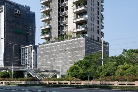 Sobre plano WINDSHELL NARADHIWAS en Bangkok, Tailandia № 10017 - foto 12