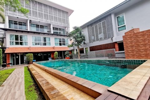 Local comercial en Pattaya, Tailandia № 8758