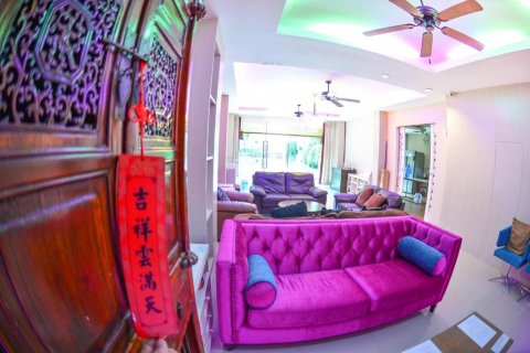 Local comercial en Pattaya, Tailandia № 8758 - foto 11